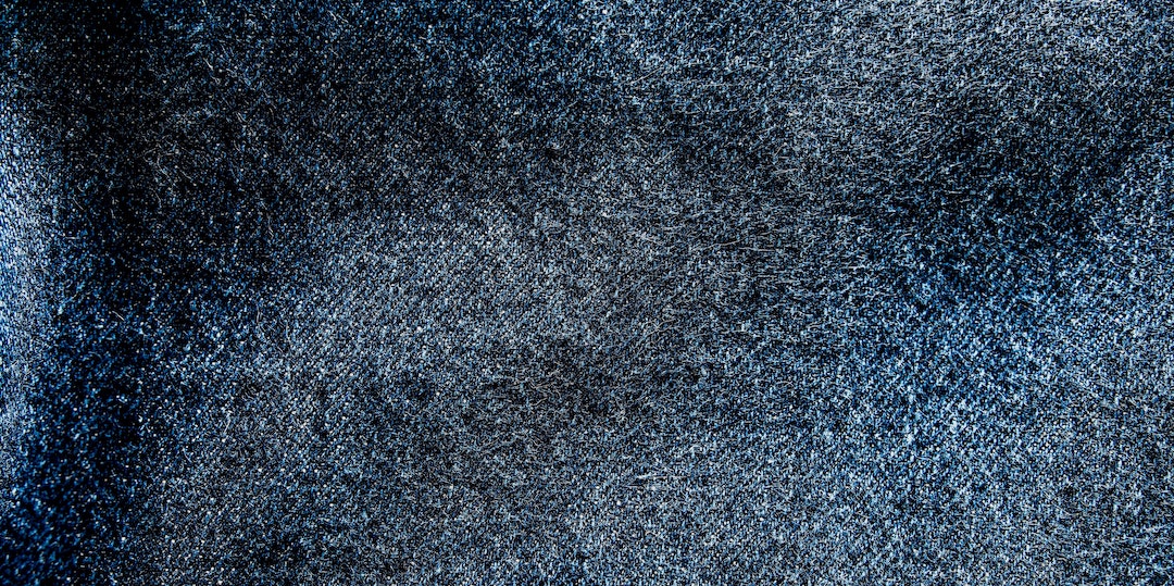 Aybel Textielverf FAQ Chloorvlekken verwijderen thor-alvis-s2f7p_q7Xfc-unsplash-2